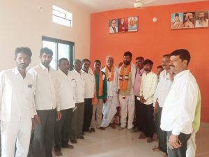 Read more about the article सोनारी सरपंच पदी सुधाकर पाटील तर उपसरपंच पदी तयबाबी सय्यद अहमद यांची बिनविरोध निवड