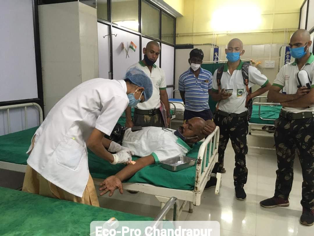 Read more about the article तब्येत बिघडल्याने बंडू धोत्रे रुग्णालयात; अन्नत्याग सत्याग्रह सुरुच