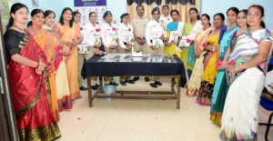 Read more about the article जिजाऊ ब्रिगेड तर्फे ट्राफिक पोलीस महिलांचा सन्मान , नांदेड जिल्ह्यातील दहा आदर्श माताचा सत्कार