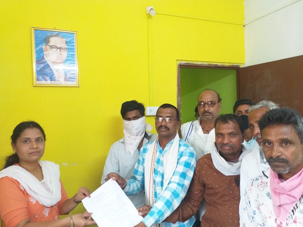 Read more about the article बांबु कारागीरांना निस्तार दरातुन हिरवे बांबू उपलब्ध करून द्या