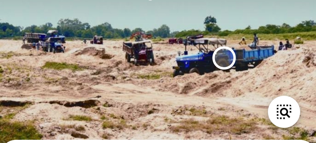 Read more about the article हिमायतनगर महसूल प्रशासनाच्या दुर्लक्षना मुळे कामारी येथे अवैध रित्या रेतीचे उत्खन सुरू.