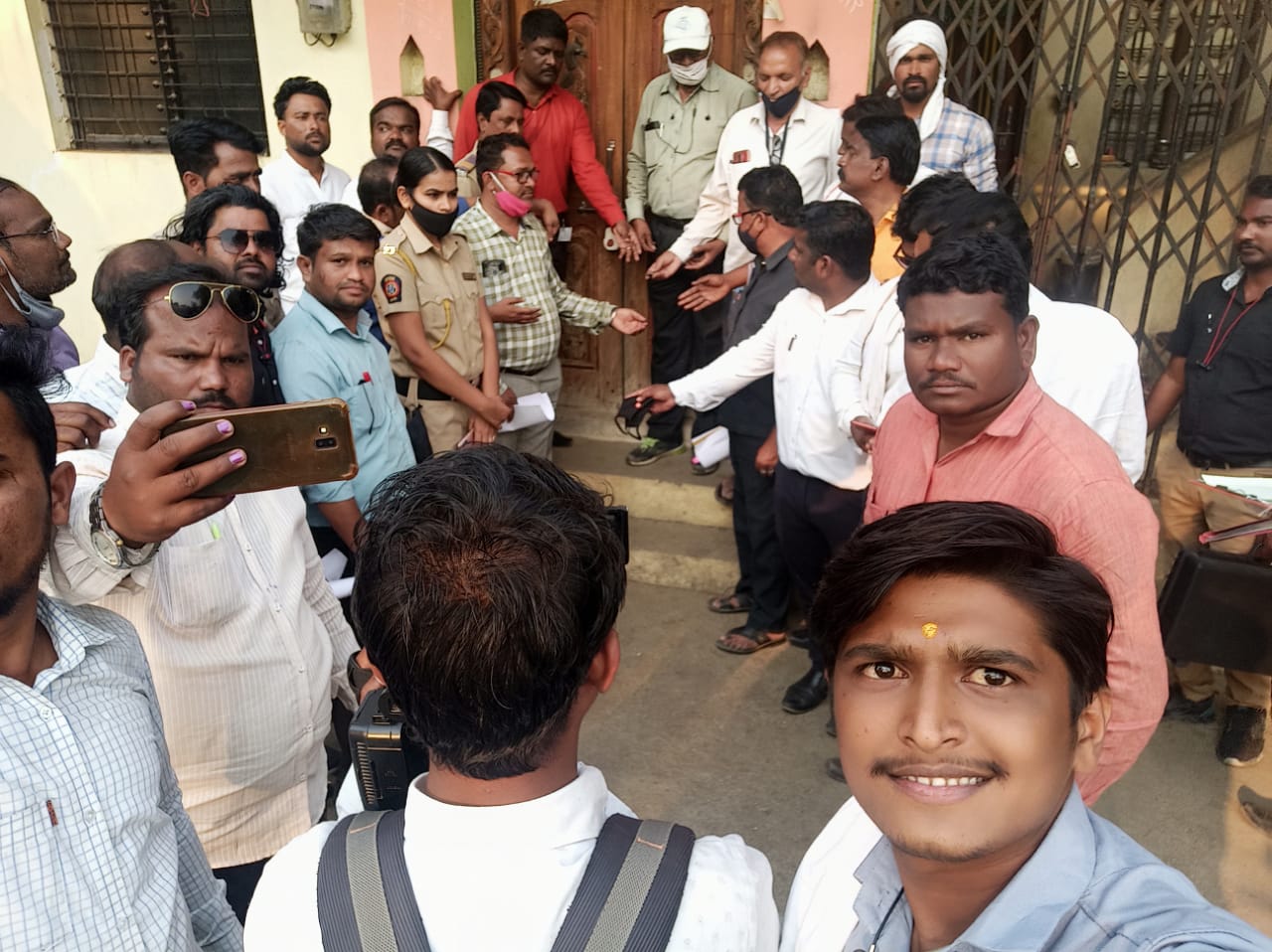 Read more about the article महिंद्रा फायनान्स ची थकीत कर्जदारावर धडक कार्यवाही