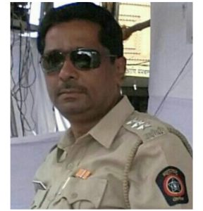 Read more about the article कोरोना विषाणू विषयी जागरूकता बाळगावी. पोलिस निरीक्षक भगवान कांबळे यांचे नागरिकांना आव्हान