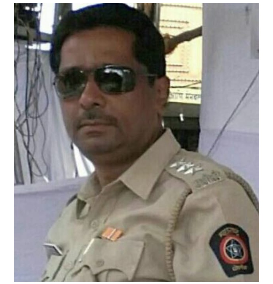 Read more about the article कोरोना विषाणू विषयी जागरूकता बाळगावी. पोलिस निरीक्षक भगवान कांबळे यांचे नागरिकांना आव्हान