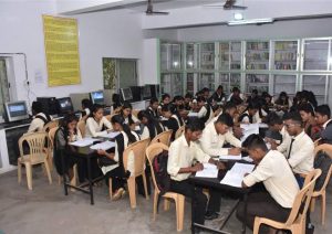 Read more about the article शाळांपाठोपाठ आता महाविद्यालयीन वर्गदेखील बंद