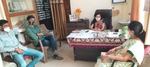Read more about the article जीप उपाध्यक्ष सौ रेखाताई कारेकर यांनी मासळ प्राथमिक आरोग्य केंद्रास दिली भेट