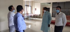 Read more about the article डेडिकेटेड कोव्हिड सेंटर व ऑक्सिजन प्लँट ची आमदार प्रा डॉ अशोक उईके यांच्या कडून पाहणी