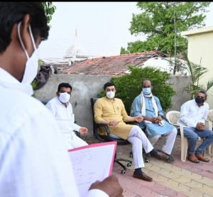 Read more about the article जिल्हा परिषद सदस्य सलीलजी देशमुख यांनी घेतली कोरोना आढावा बैठक