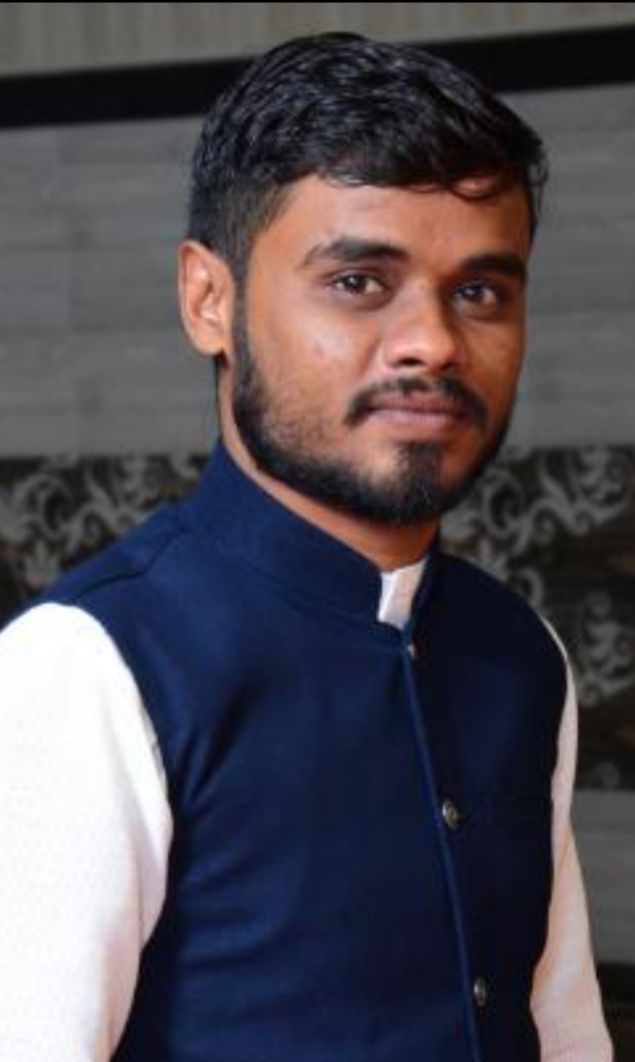 Read more about the article कोरोनाने मृत पावणाऱ्यांचा मृत्युदर तर तुम्ही रोखाल पण भूकमरीने होणारे मृत्यू रोखण्यासाठी आहेत का काही उपाययोजना ?:युवा परिवर्तन की आवाज सामाजिक संघटनेचे राज्य प्रभारी राहुल दारुणकर यांचा प्रशासनावर आरोप