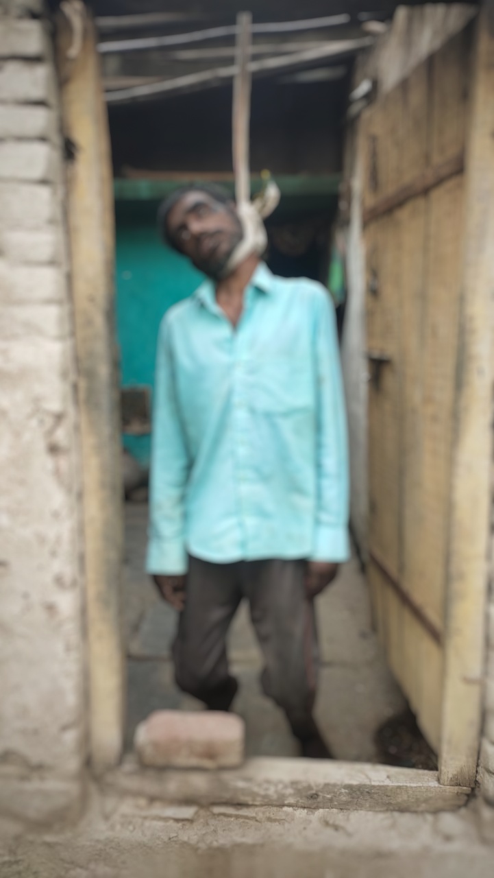 Read more about the article राळेगाव तालुका झाडगाव येथे दारूच्या नशेत युवकाची फाशी घेऊन आत्महत्या