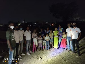 Read more about the article गोरगरिबांच्या सेवेत सेवा ग्रुप फाउंडेशन,वरोरा ची महिनाभर अन्न सेवा