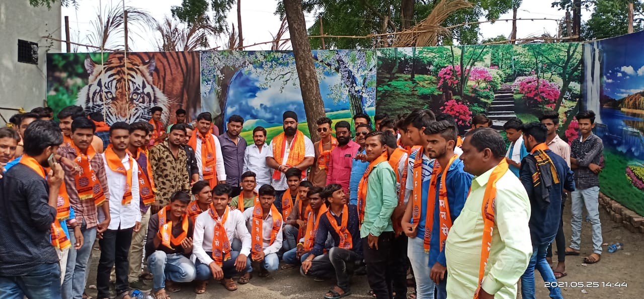 Read more about the article महाराष्ट्र नवनिर्माण सेनेला हदगाव तालुक्यात अच्छे दिन !,असंख्य तरुणांचा पक्ष प्रवेश