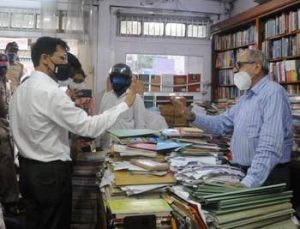 Read more about the article राळेगाव येथे पाच दुकानदारां कडून अठ्ठावीस हजार रुपयांचा दंड वसूल