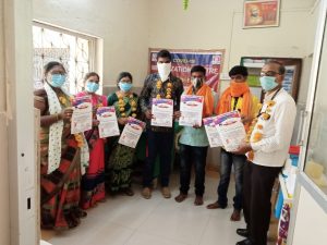 Read more about the article टिम मोदी स्पोर्टर संघ यांच्या मार्फत कोरोणा योद्धांचा सत्कार