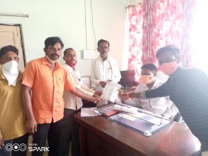 Read more about the article राज्यशासनाने आदेशित करताच पळसपुर येथील ड च्या यादीत नावे समाविष्ट करणार सुधिष मांजरमकर