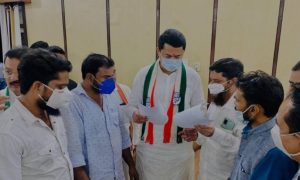 Read more about the article मुस्लिम समाजाला पाच टक्के आरक्षण द्या : काँग्रेस अल्पसंख्यांक जिल्हाध्यक्ष यांचे निवेदन