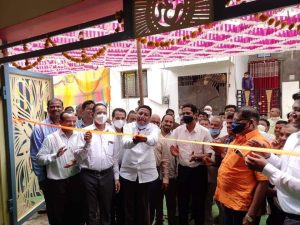 Read more about the article हिमायतनगर परिसरातील सर्वात मोठे हॉस्पिटलचा शुभारंभ लोकनेते बाबुराव पाटील कोव्हळीकर यांच्या अध्यक्षतेखाली संपन्न ,ओम मल्टीस्पेशालिटी हॉस्पिटल च्या नवीन इमारतीचा शुभारंभ संपन्न