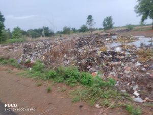 Read more about the article कुही शहरात कचऱ्याचे ढीग घनकचरा व्यवस्थापनाचे कंत्राट म्हणजे अंधाधुंद कारभार“`