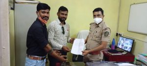 Read more about the article भटाळी परिसरात वाघाची दहशतवाघाचा बंदोबस्त करा सामाजिक कार्यकर्ते सचिन उपरे व आकाश थेरे यांची मागणी