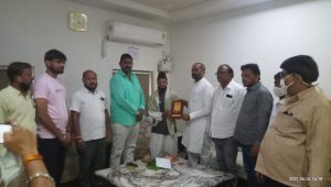 Read more about the article भारतीय जनता पार्टी वणी विधानसभा तर्फे मिसाबंदीत अटक झालेल्या आंदोलकांचा सत्कार