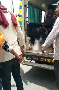 Read more about the article प्रेमभंग झाल्याने युवतीचा2W नदीत उडी मारून  आत्महत्येचा प्रयत्न,मासेमारांनी वाचविले युवतीचे प्राण