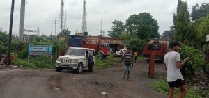 Read more about the article विद्युत रोहित्र निकामी झाल्याने वेकोलि कामगार तीन दिवसांपासून काळोखात