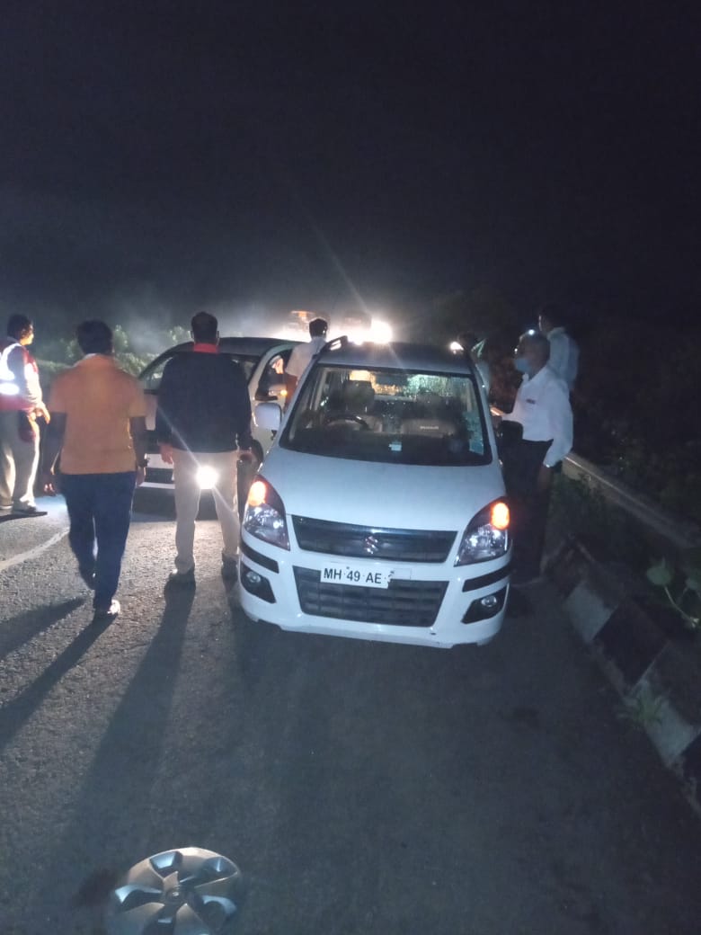 Read more about the article 12 तासात नॅशनल हायवे वरील खड्डे बुजविण्याची अधिकाऱ्यांना तंबी, नागपूर ते चंद्रपूर, हैद्राबाद महामार्गाची रात्री आमदार समीर कुणावार यांनी केली पाहणी