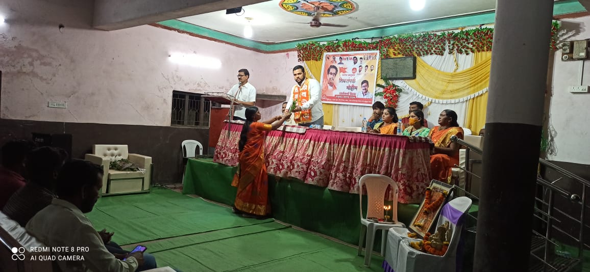 Read more about the article शिवसेना संपर्क अभियानाला शेगाववासीयांचा उत्कृष्ट प्रतिसाद