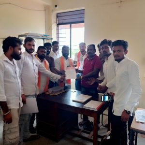 Read more about the article सात दिवसापासून बेपत्ता असलेले गजानन घुगूस्कर यांचा तात्काळ शोध घ्या:निवेदनाद्वारे ठाणेदार साहेब यांना मनसेची मागणी