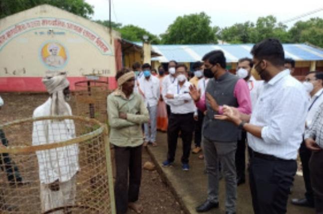 Read more about the article घोंडशी पोड येथे जात प्रमाणपत्राचे जिल्हाधिकाऱ्यांमार्फत वाटप