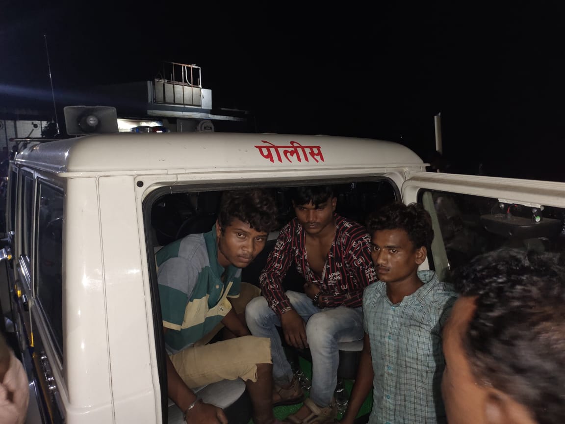 Read more about the article चिंचाळा गावात चोरीचा प्रयत्न फसला, गावकऱ्यांनी चोरांना केले पोलिसांच्या हवाली