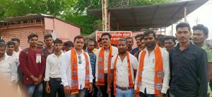 Read more about the article मनसे चा झेंडा घेऊ हाती, तालुक्यातील शेकडो युवकांनी धरली मनसे ची वाट [सावनेर येथे ही शाखा फलकाचे अनावरण]