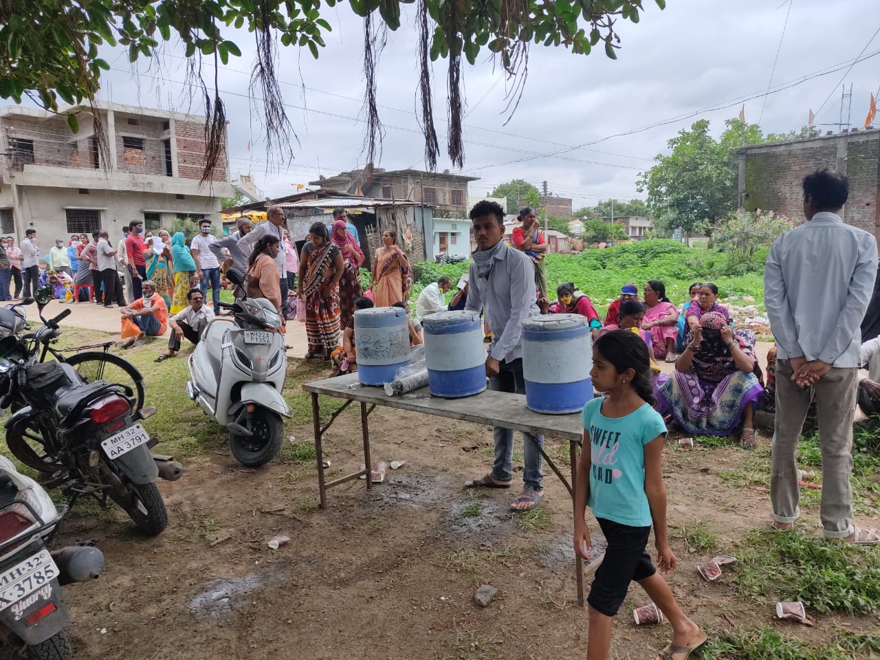 Read more about the article युवराज माऊस्कर व मित्र परिवारा द्वारे जोपासले समाज बांधिलकीची भावना