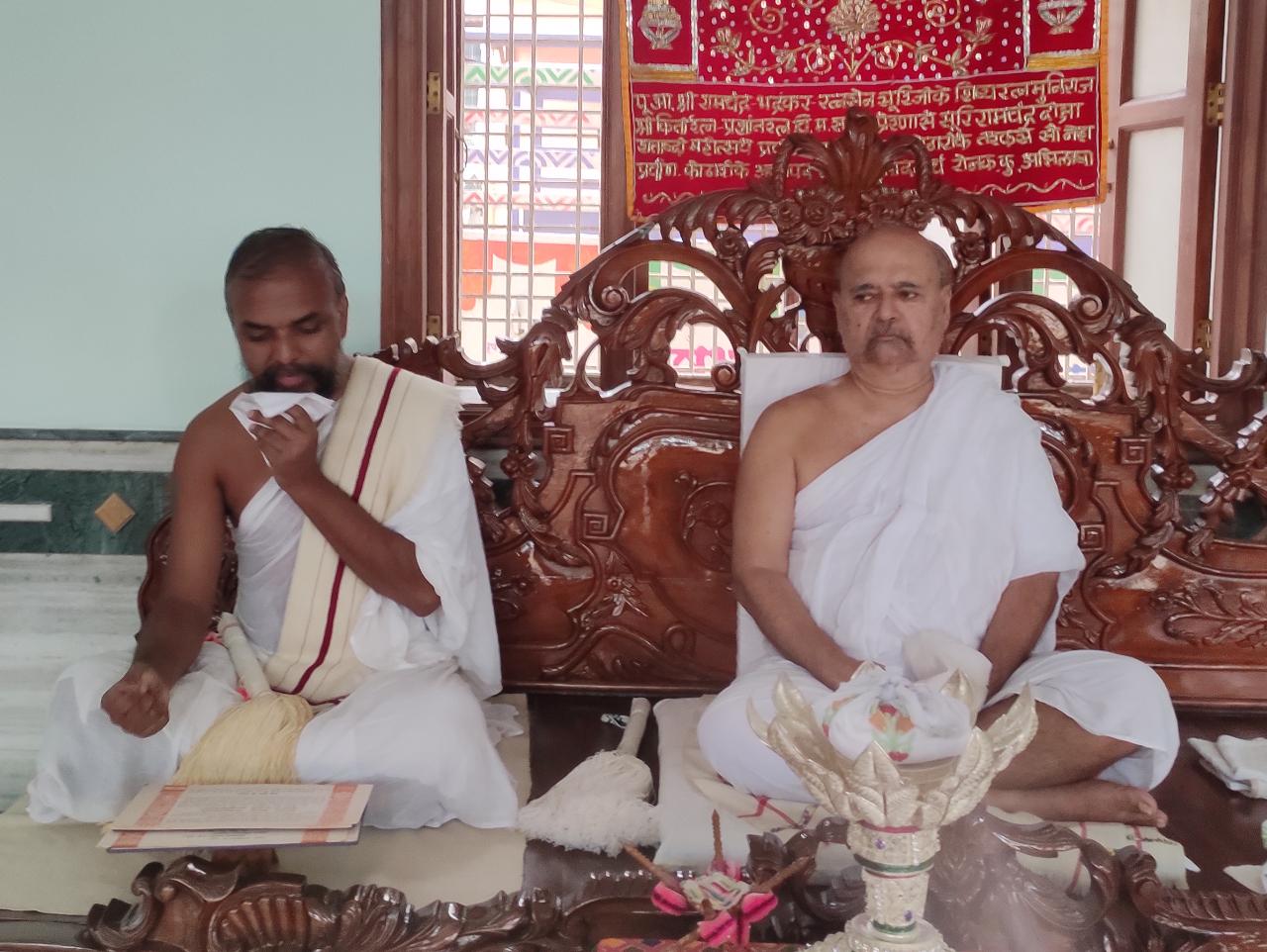 Read more about the article शुद्ध आचरणाच्या लक्ष्मण रेखाद्वारे जीव वाचवता येतो – आचार्य श्री महानंदसूरीश्वरजी म.सा.