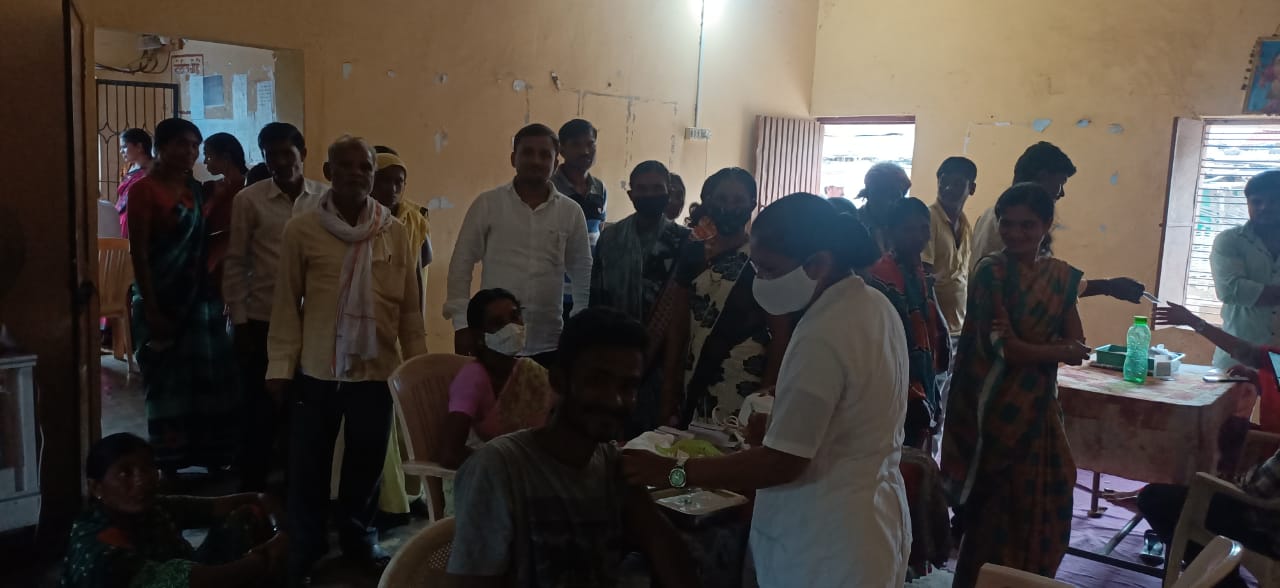 Read more about the article आष्टोना येथील १८० नागरिकांनी घेतला कोरोना प्रतिबंधक लसीचा पहिला आणि दुसरा डोज