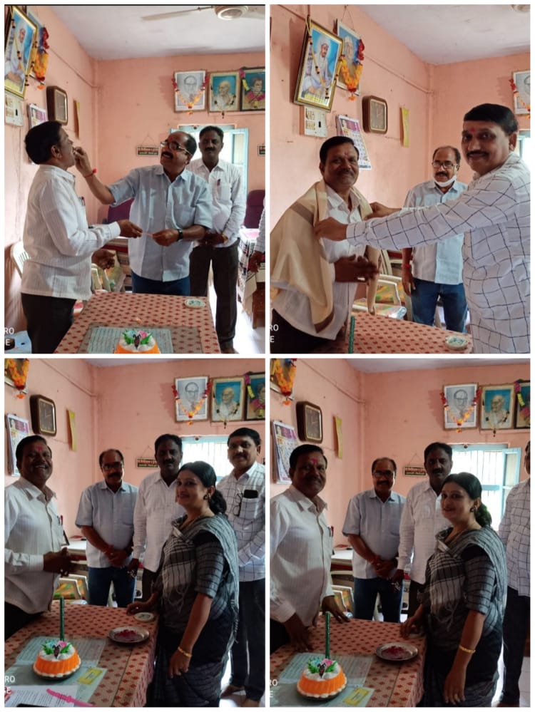Read more about the article खरेदी विक्री संघाचे व्यवस्थापक संजयभाऊ जुमडे यांचा वाढदिवस केक कापून व शाल श्रीफळ देऊन साजरा