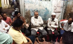 Read more about the article काँग्रेस प्रदेश कर्तव्यदक्ष सचिव जावेद अंसारी यांनी बुडून मृत्यु झालेल्या तरुणांच्या कुटुंबाला दिला मदतीचा हात