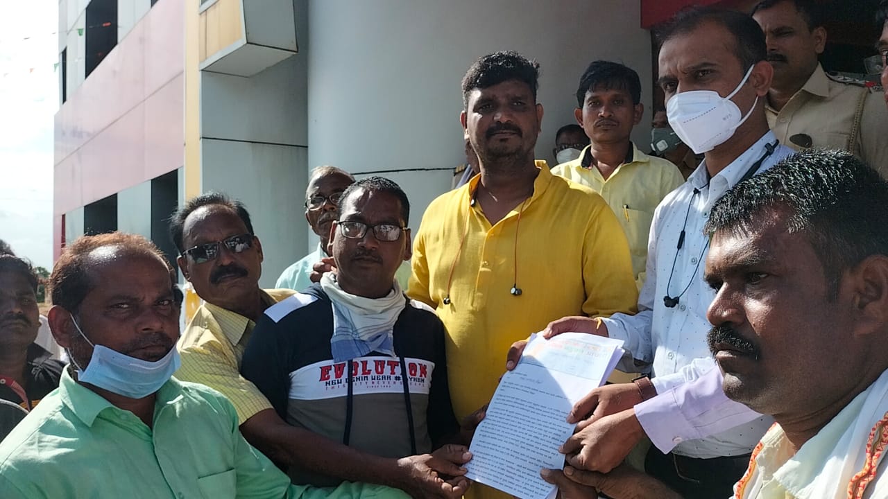 Read more about the article पोंभूर्ण्यात जबरानजोत शेतकऱ्यांच्या प्रश्नांना घेऊन वंचीतचे धरणे आंदोलन