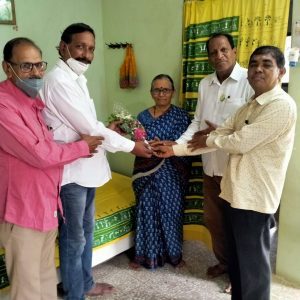 Read more about the article विदर्भ राज्य आंदोलन समितीच्या वतीने मा.प्रज्ञाताई बापट राज्याध्यक्ष शेतकरी संघटना (महिला आघाडी ) यांचा केला सन्मान……!!
