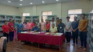 Read more about the article सलग १२ तास पुस्तक वाचन करून डॉ.कलामांना अभिवादन..