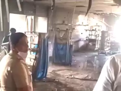 Read more about the article धक्कादायक :- जिल्हा सामान्य रुग्णालयातील अतिदक्षता विभागाला लागली भीषण आग.