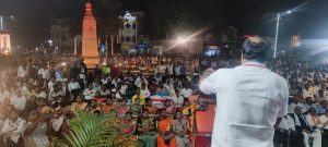 Read more about the article हिंगणघाट शहरातील जयस्तंभ चौकात सौंदर्यीकरण व विकासकामांचा नेत्रदीपक लोकार्पण सोहळा संपन्न… कार्यसम्राट आमदार समिर कुणावार यांनी शहरवासियांना दिली अनोखी दिवाळी भेट