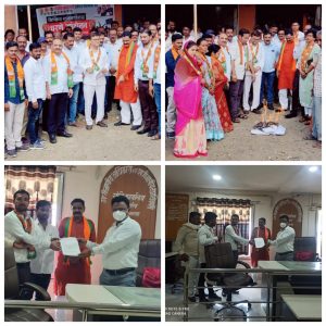 Read more about the article दंगलखोरांना पाठीशी घालणाऱ्या व सामान्यांना वेठीस धरणाऱ्या निष्क्रीय महाविकास . आघाडी सरकारचा जाहिर निषेध :- आमदार प्रा डॉ अशोक उईके यांच्या नेतृत्वात उपविभागीय कार्यालया समोर धरणे आंदोलन