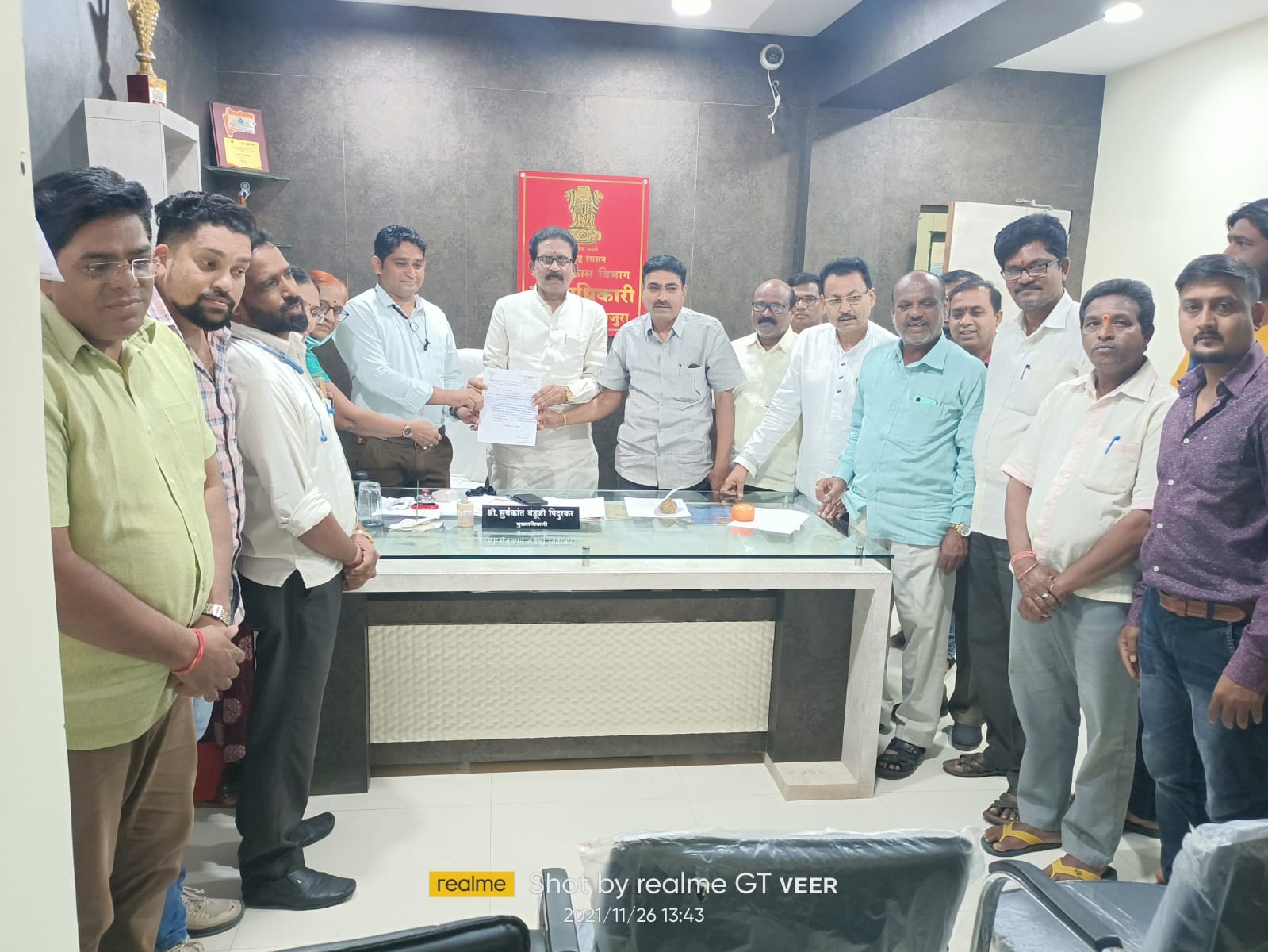 Read more about the article आगामी राजुरा नगर परिषद निवडणूकी संदर्भात वार्ड प्रारूप रचना व प्रभाग निहाय नगर सेवकांची संख्या याबाबतची माहिती द्या:भाजपा राजुरा शिष्टमंडळाद्वारे मुख्याधिकारी नगर परिषद राजुरा यांना निवेदनद्वारे केली मागणी