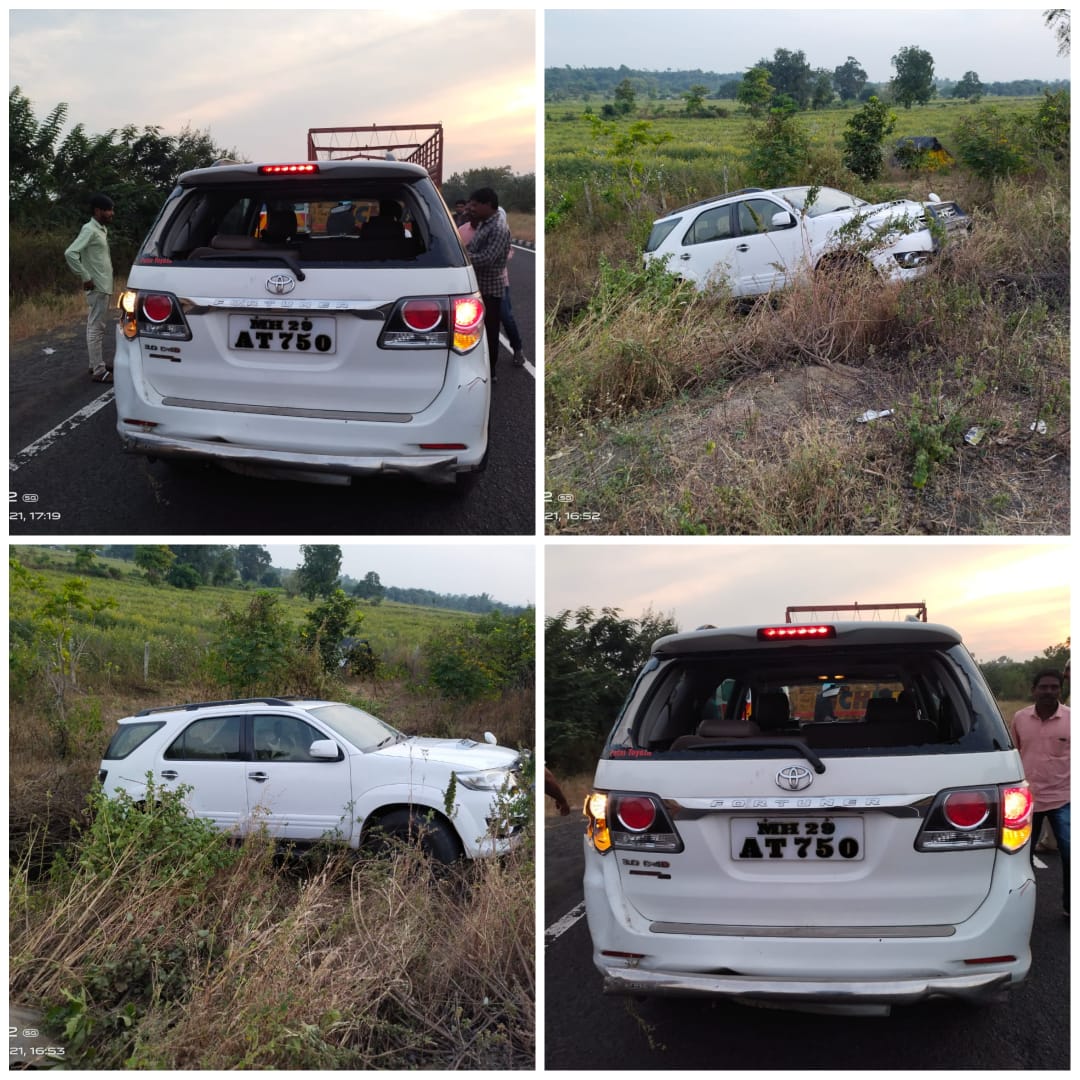 Read more about the article माजी आमदार राजू तोडसाम यांच्या वाहनाला अपघात सिंगलदिप फाट्याजवळ ओव्हरटेकच्या नादात घडला अपघात