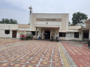 Read more about the article प्रभागातीलचं उमेदवार हवा, बाहेरील उमेदवार नकोच