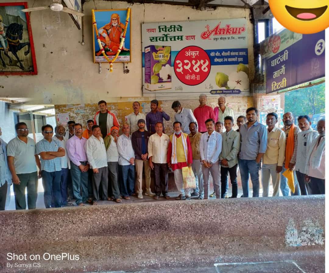 Read more about the article शहरातील विविध संघटना एकत्र येत केले संत गाडगे बाबा यांना अभिवादन