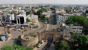 Read more about the article कोरोना अपडेट :सार्वजनिक ठिकाणी 5 पेक्षा अधिक व्यक्तींना रात्री 9 ते सकाळी 6 वाजेपर्यंत एकत्र येण्यास मनाई