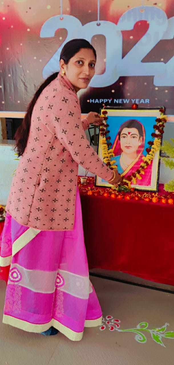 Read more about the article यवतमाळ जिल्ह्यातील गुरुकुल दिग्रस येथे सावित्रीबाई फुले यांची जयंती साजरी