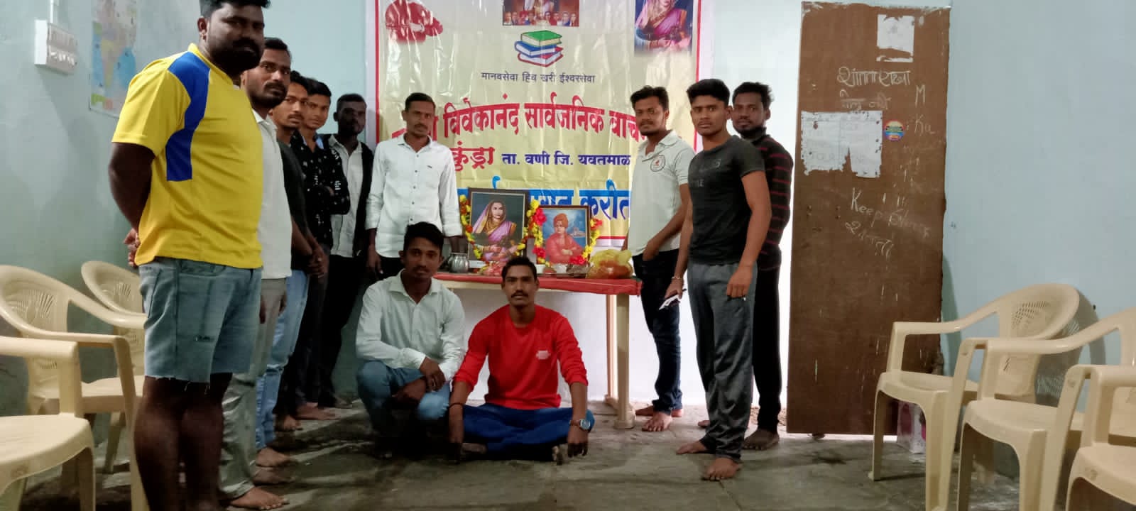 Read more about the article कुंड्रा येथे राष्ट्रमाता जिजाऊ व स्वामी विवेकानंद यांची जयंती साजरी